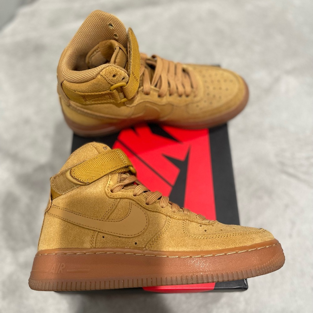 Nike Air Force 1 High LV8 3 GS ‘Wheat’